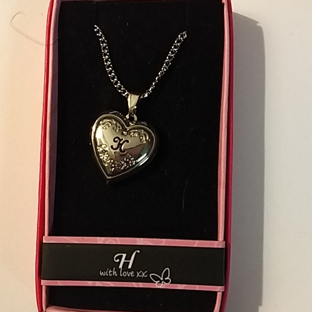 Love Locket - "H".